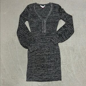 🆕 NO BOUNDARIES Lace Up Metallic Dress - Juniors